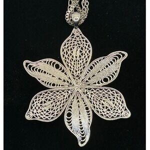 Silver‎ Tone Filigree Flower Pendant Necklace Triple Chain 23"
